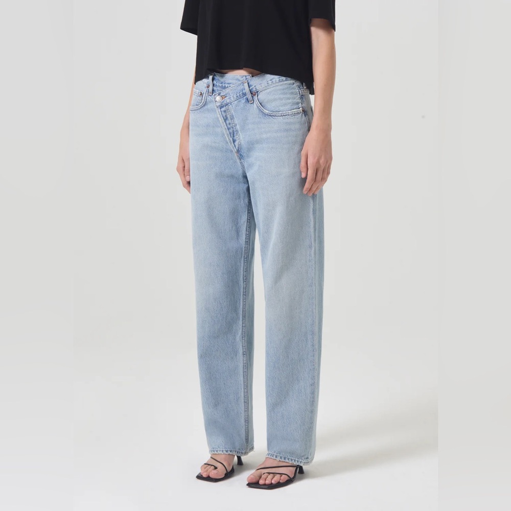 Agolde Criss Cross Upsized Jeans in Blue in size 26